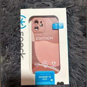 Speck Gold Protective iPhone 12 mini Case